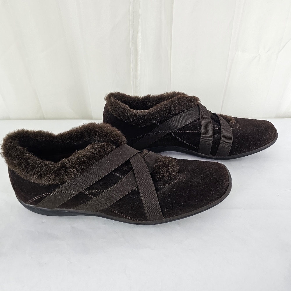 Stuart Weitzman Chocolate Brown Fur-Lined Oxford Low Top Moccasin Bootie 10.5 - Picture 2 of 9